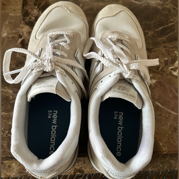 Womens New Balance 574 Athletic Shoe - Nimbus Cloud - Picture 2 of 4